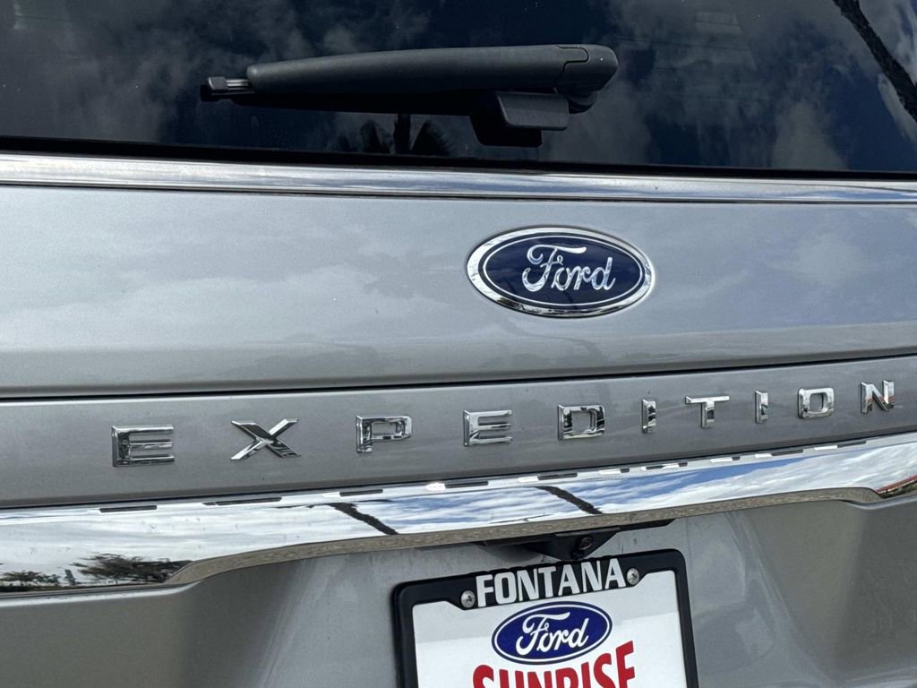 Certified 2022 Ford Expedition Limited RWD image 27