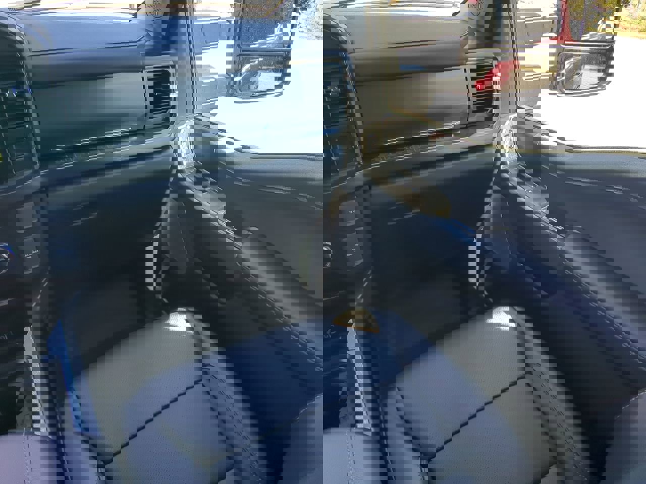 Certified 2023 Ford F350 Lariat w/ Lariat Ultimate Package image 15