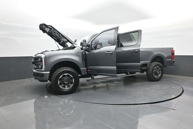 Certified 2024 Ford F350 Lariat w/ Tremor Off-Road Package AWD/4WD image 44
