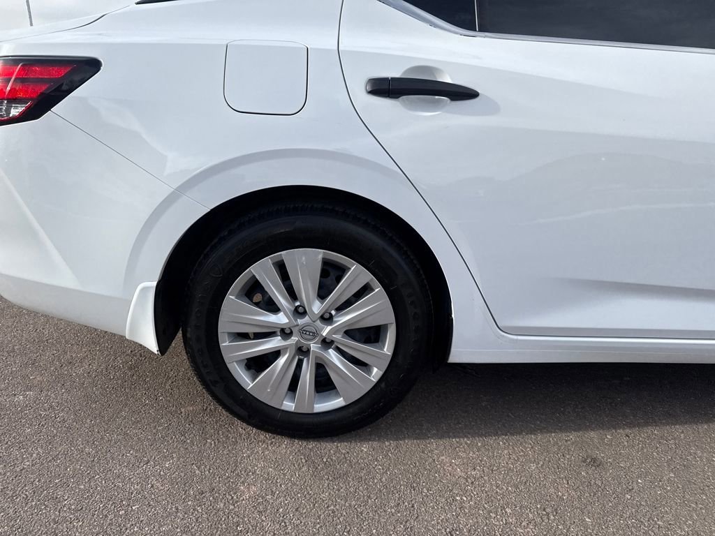 Used 2024 Nissan Sentra S image 30