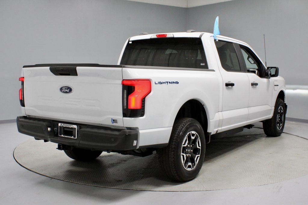 Certified 2022 Ford F150 Lightning Pro image 5