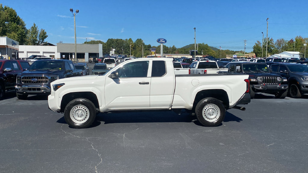 Used 2024 Toyota Tacoma SR RWD image 8