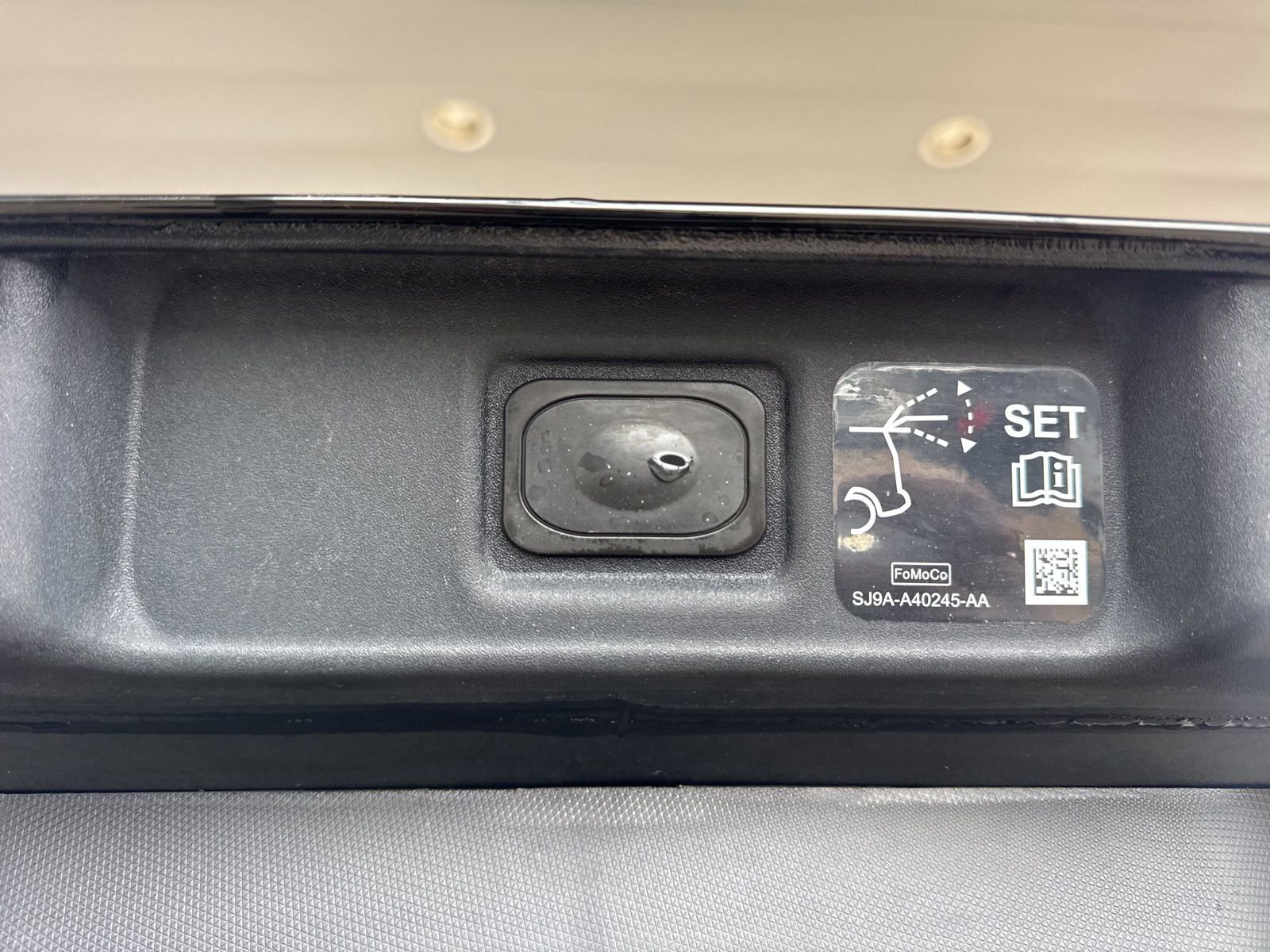 Certified 2025 Ford Mustang Mach-E Premium w/ Sport Appearance Package image 38