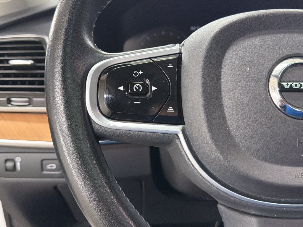 Used 2022 Volvo XC90 T6 Momentum w/ Advanced Package AWD/4WD image 20