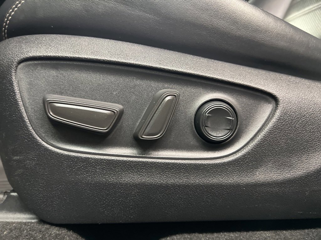 Used 2021 Toyota RAV4 Limited image 28