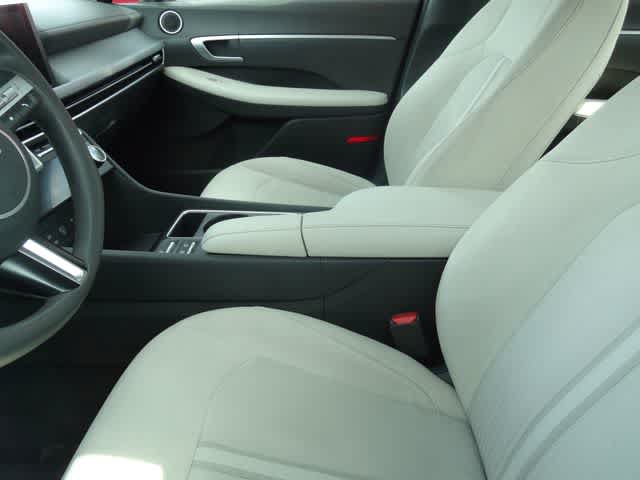 Used 2024 Hyundai Sonata SEL FWD image 7