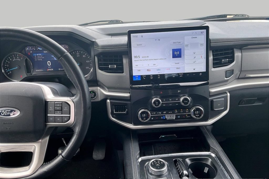 Certified 2022 Ford Expedition XLT RWD image 6