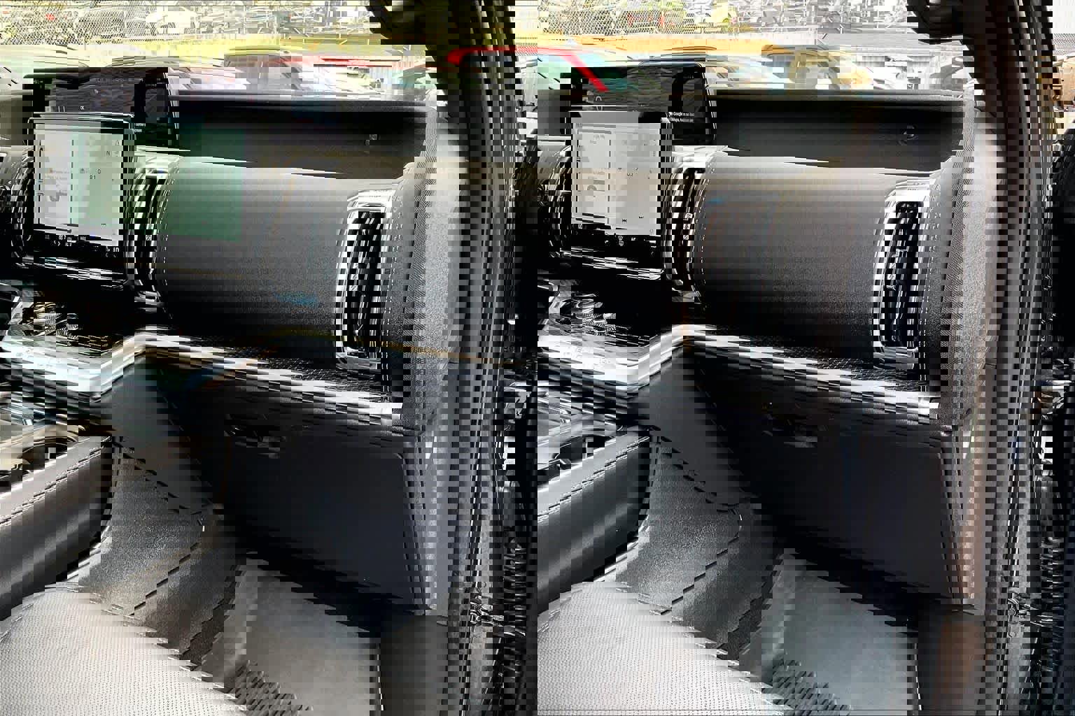 Certified 2025 Ford Expedition Platinum w/ Stealth Appearance Package image 20