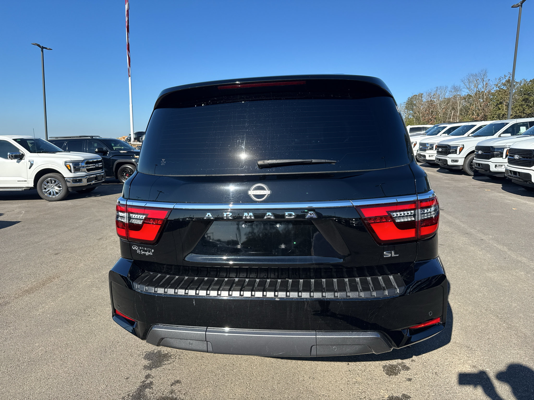 Used 2023 Nissan Armada SL w/ Cargo Package RWD image 7