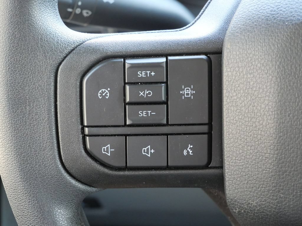 Certified 2026 Ford F550 4x4 Regular Cab Super Duty image 23