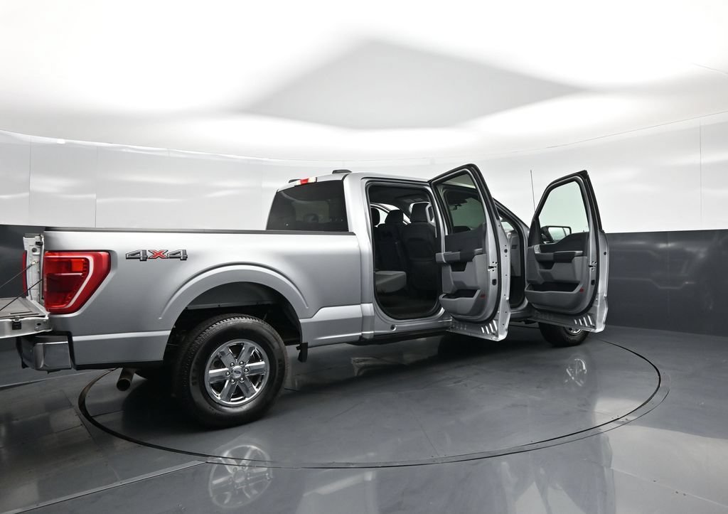 Certified 2022 Ford F150 XLT w/ Trailer Tow Package AWD/4WD image 6