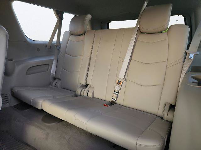 Used 2020 Cadillac Escalade ESV Luxury RWD image 22