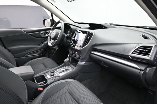 Used 2024 Subaru Forester Premium AWD/4WD image 32