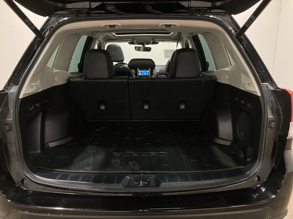 Used 2023 Subaru Forester Touring image 10