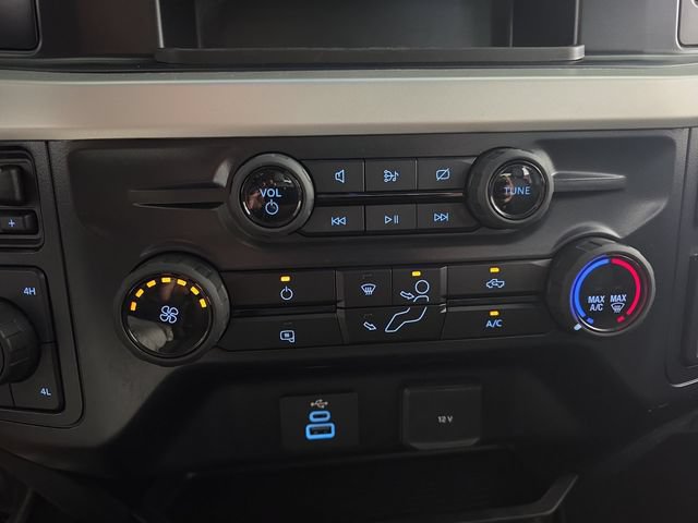 Certified 2024 Ford F250 XLT w/ 360-Degree Camera Package AWD/4WD image 23