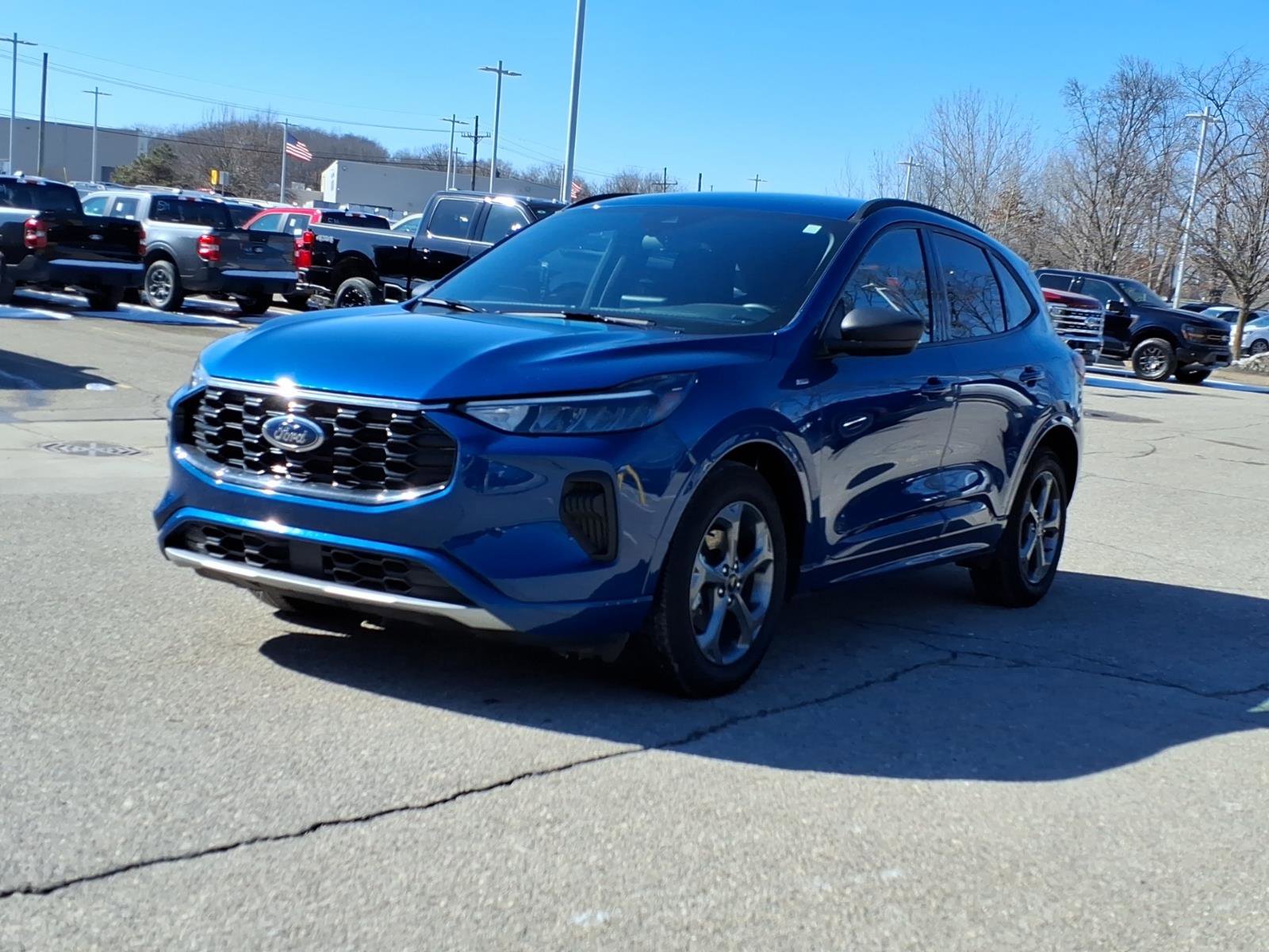 Certified 2023 Ford Escape ST-Line w/ Equipment Group 301A FWD image 3