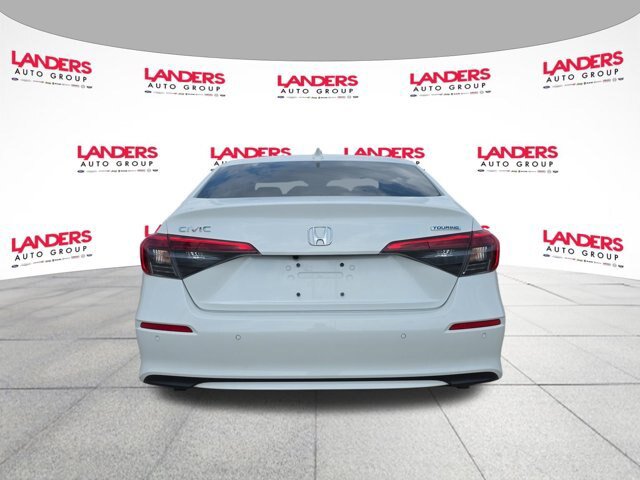 Used 2023 Honda Civic Touring image 4