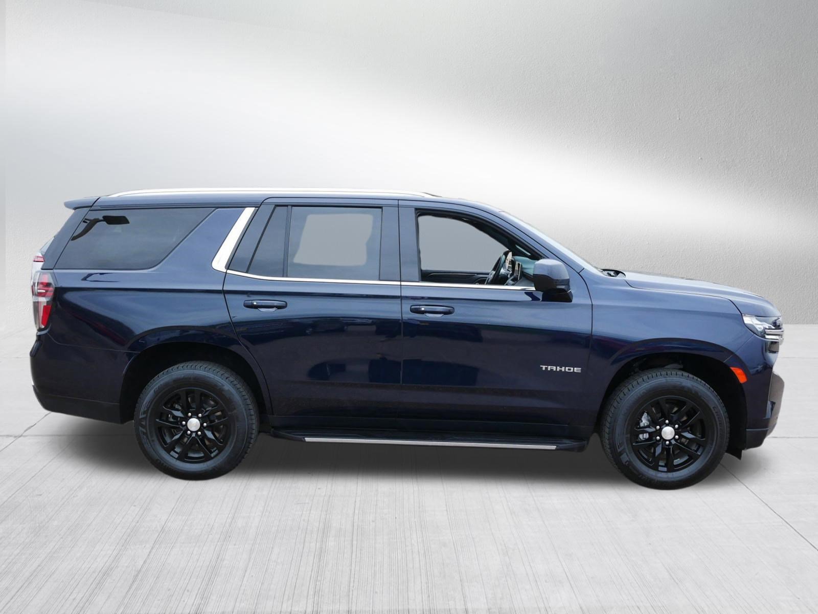 Used 2023 Chevrolet Tahoe LT AWD/4WD image 8