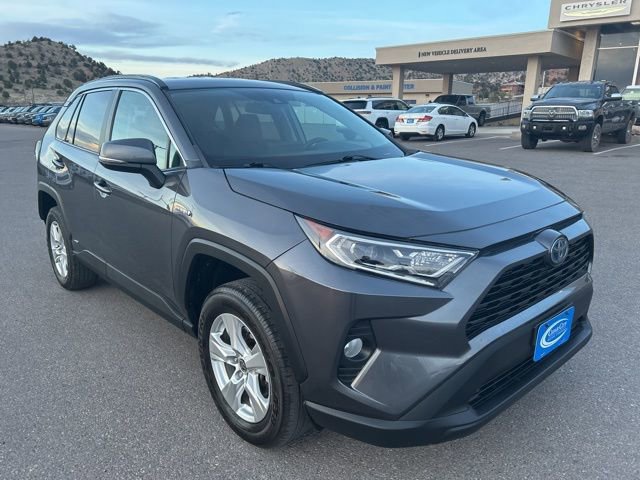 Used 2021 Toyota RAV4 XLE AWD/4WD image 8