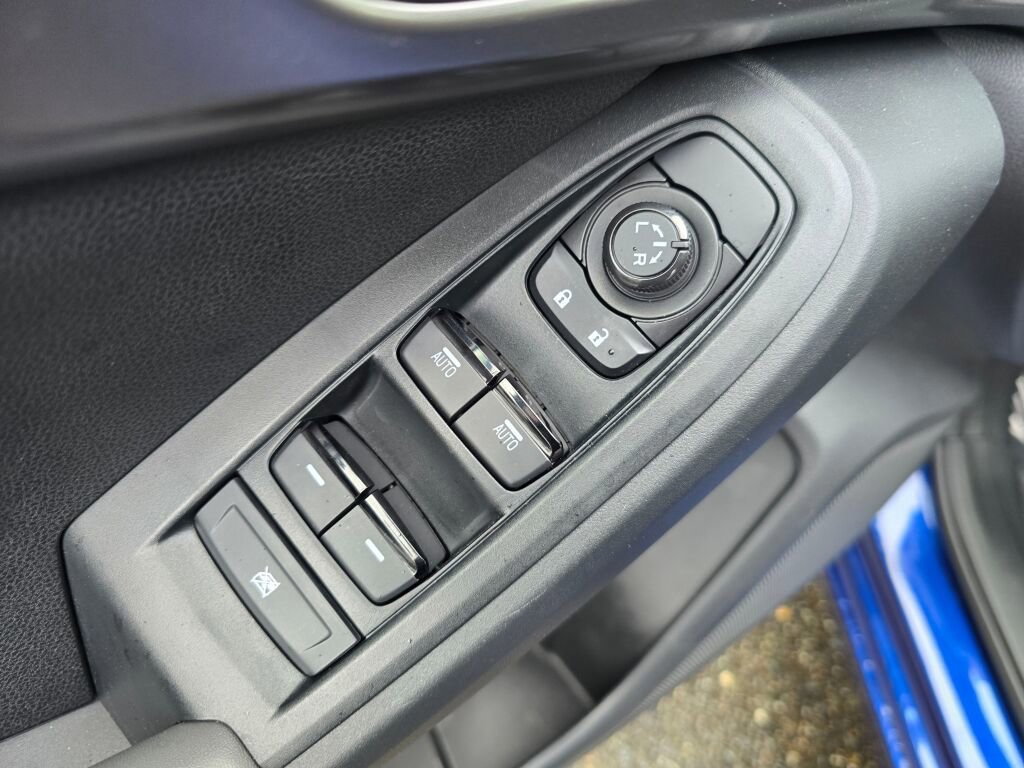 Used 2025 Subaru Impreza 2.0i AWD/4WD image 16