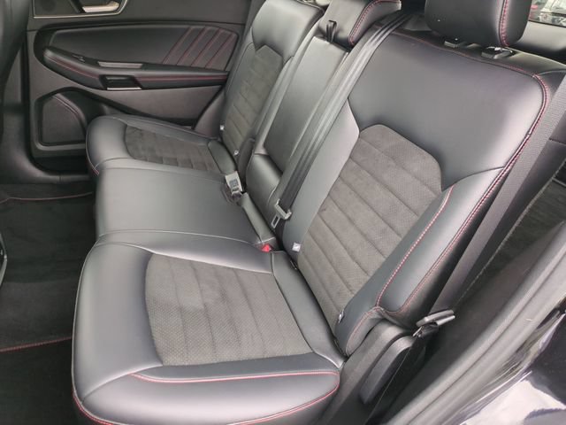 Certified 2024 Ford Edge ST-Line AWD/4WD image 27