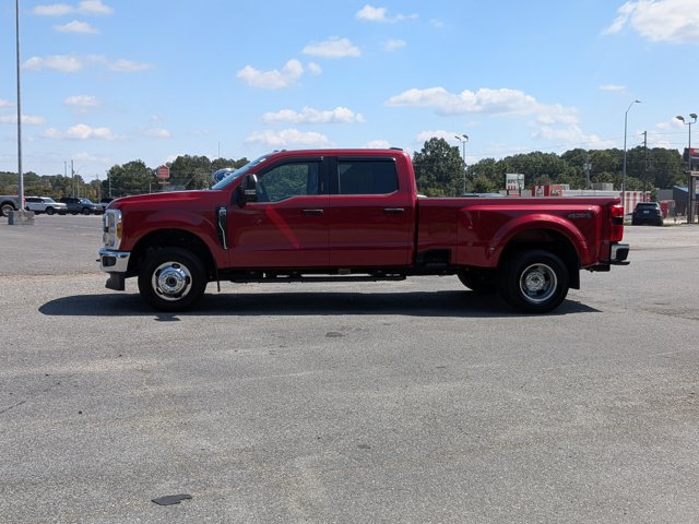 Certified 2023 Ford F350 XLT w/ 360-Degree Camera Package AWD/4WD image 7