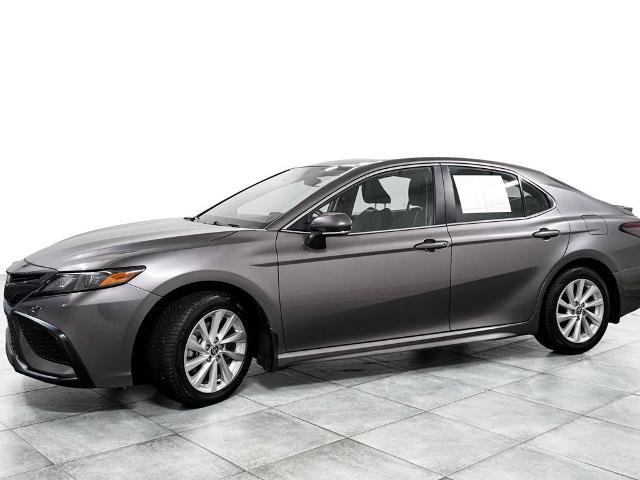 Used 2024 Toyota Camry SE FWD image 4