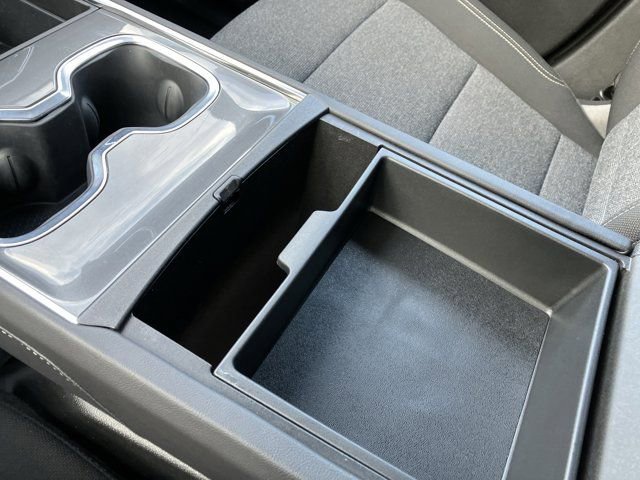 Used 2025 GMC Acadia Elevation image 42