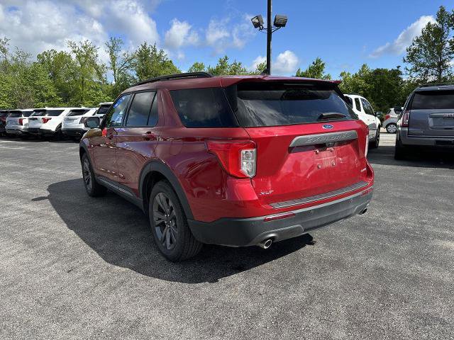 Certified 2023 Ford Explorer XLT w/ Equipment Group 202A AWD/4WD image 4