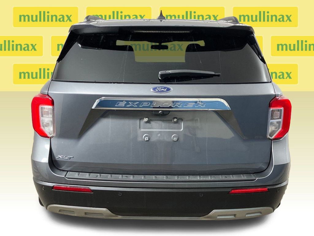 Certified 2021 Ford Explorer XLT w/ Equipment Group 202A image 9