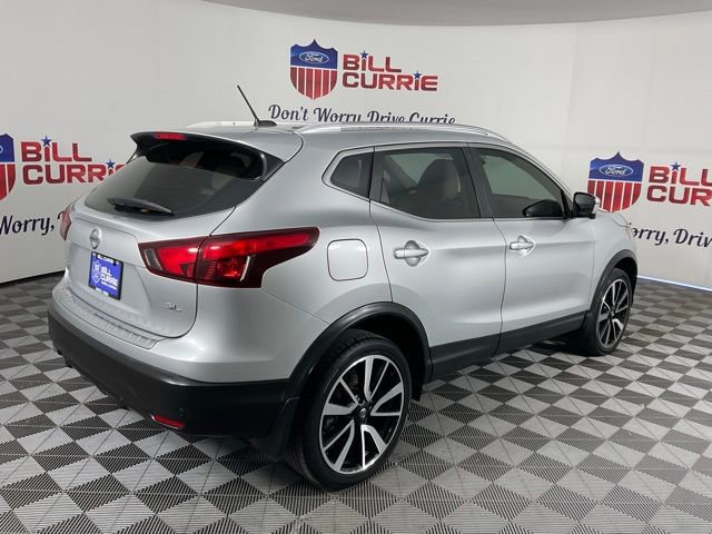 Used 2019 Nissan Rogue Sport SL w/ Premium Package image 5
