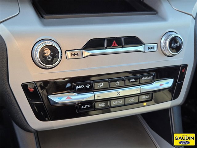 Certified 2022 Ford Explorer XLT w/ Class IV Trailer Tow Package image 23