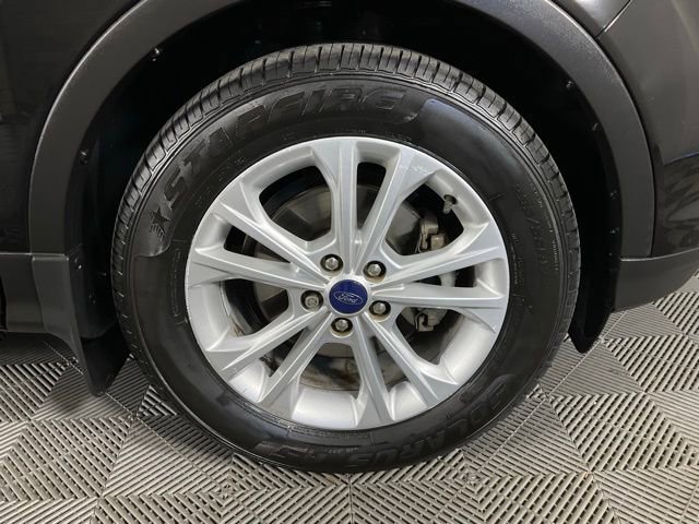Certified 2018 Ford Escape SE w/ SE Sync 3 Package image 10