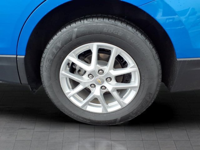 Used 2024 Chevrolet Equinox LT w/ Driver Convenience Package FWD image 9