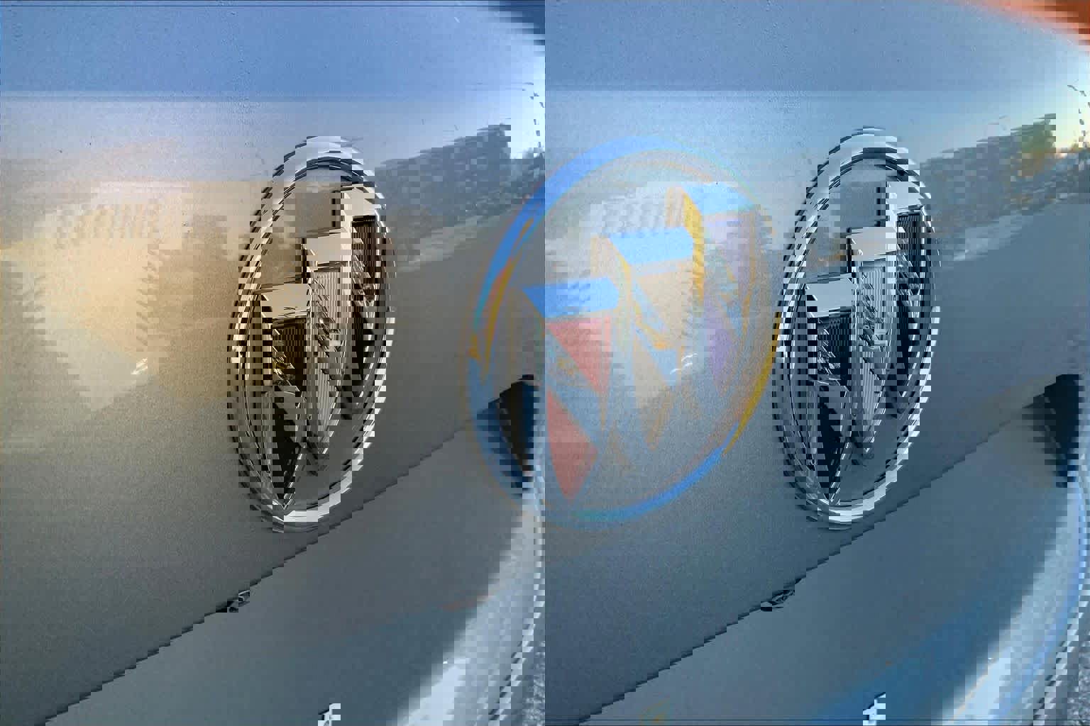 Used 2023 Buick Envision Essence w/ Technology Package I image 30