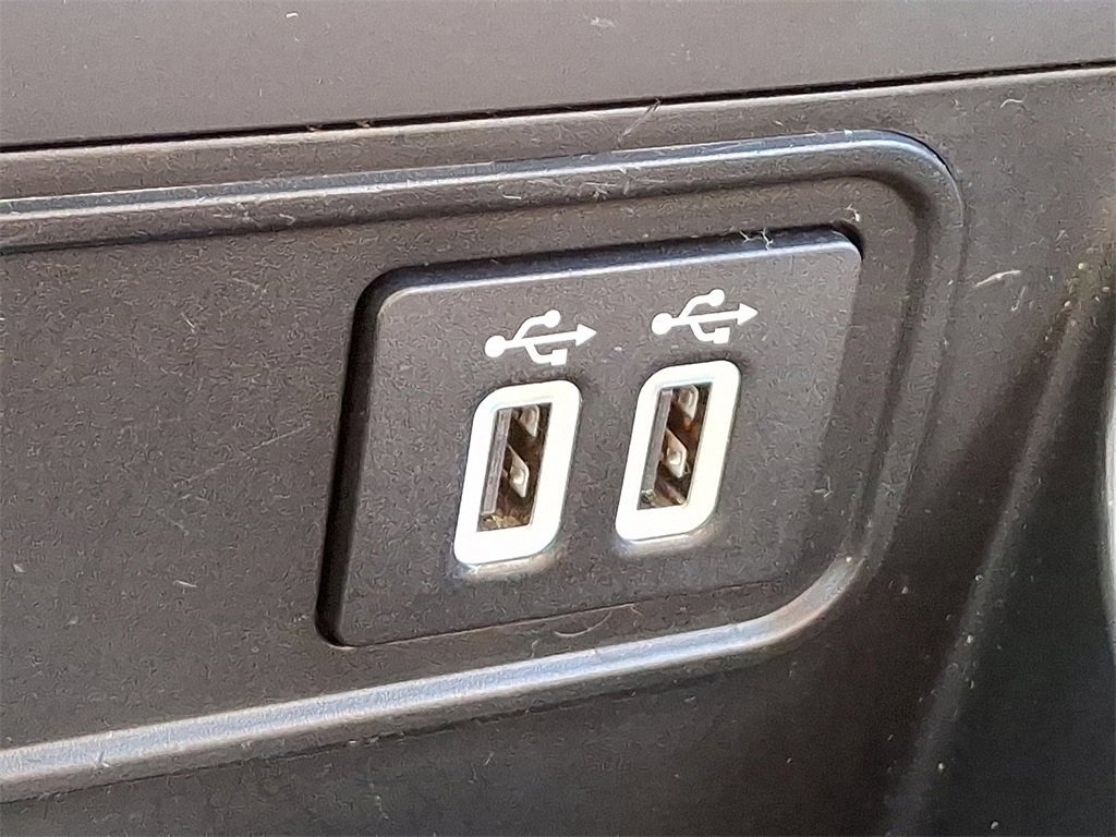 Certified 2022 Ford EcoSport SES w/ Interior Protection Package image 26