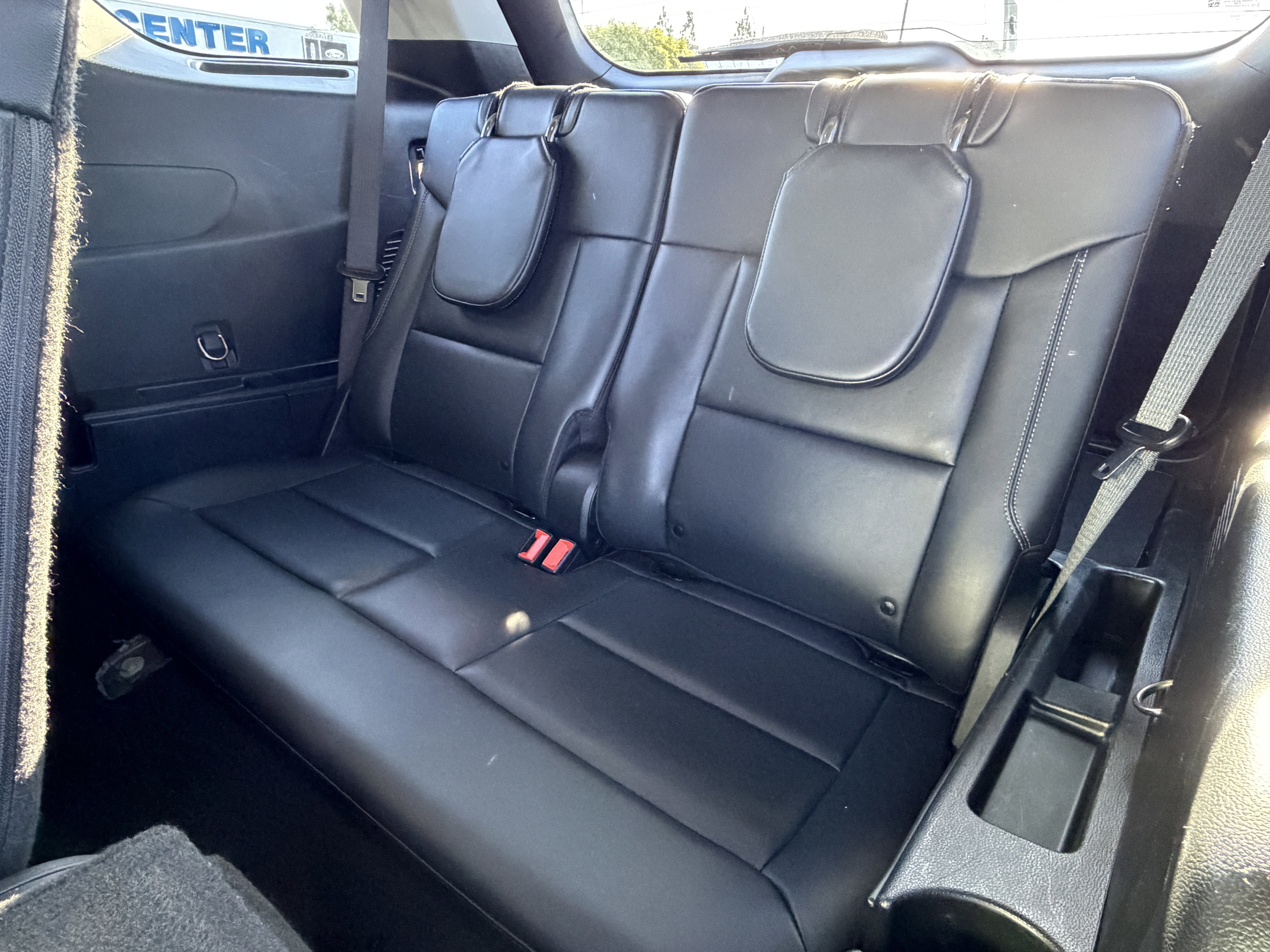 Certified 2023 Ford Explorer XLT w/ Equipment Group 202A RWD image 24