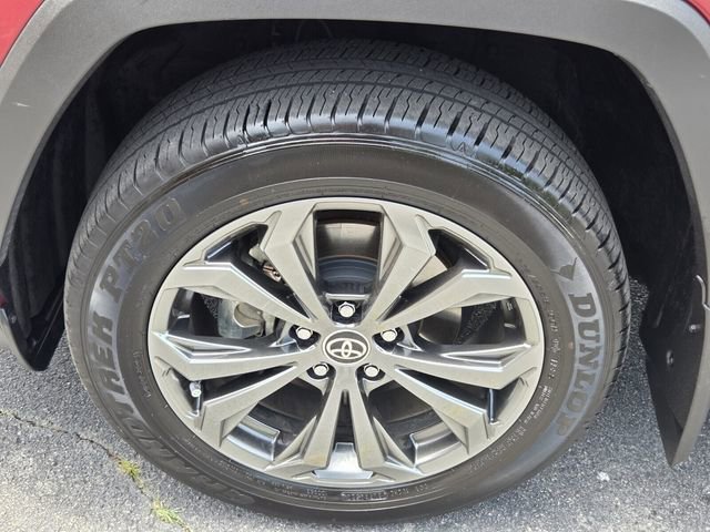 Used 2025 Toyota RAV4 Limited w/ Advanced Technology Package AWD/4WD image 16