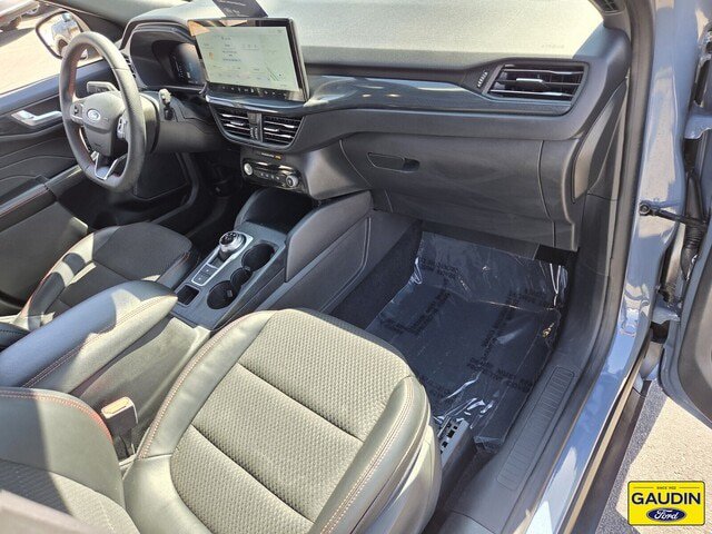 Certified 2023 Ford Escape ST-Line w/ Tech Pack #1 FWD image 17