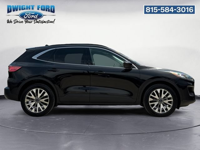 Certified 2022 Ford Escape Titanium AWD/4WD image 6