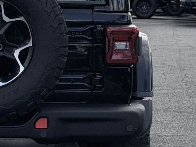 Used 2021 Jeep Wrangler Unlimited Rubicon 4xe w/ Steel Bumper Group AWD/4WD image 7