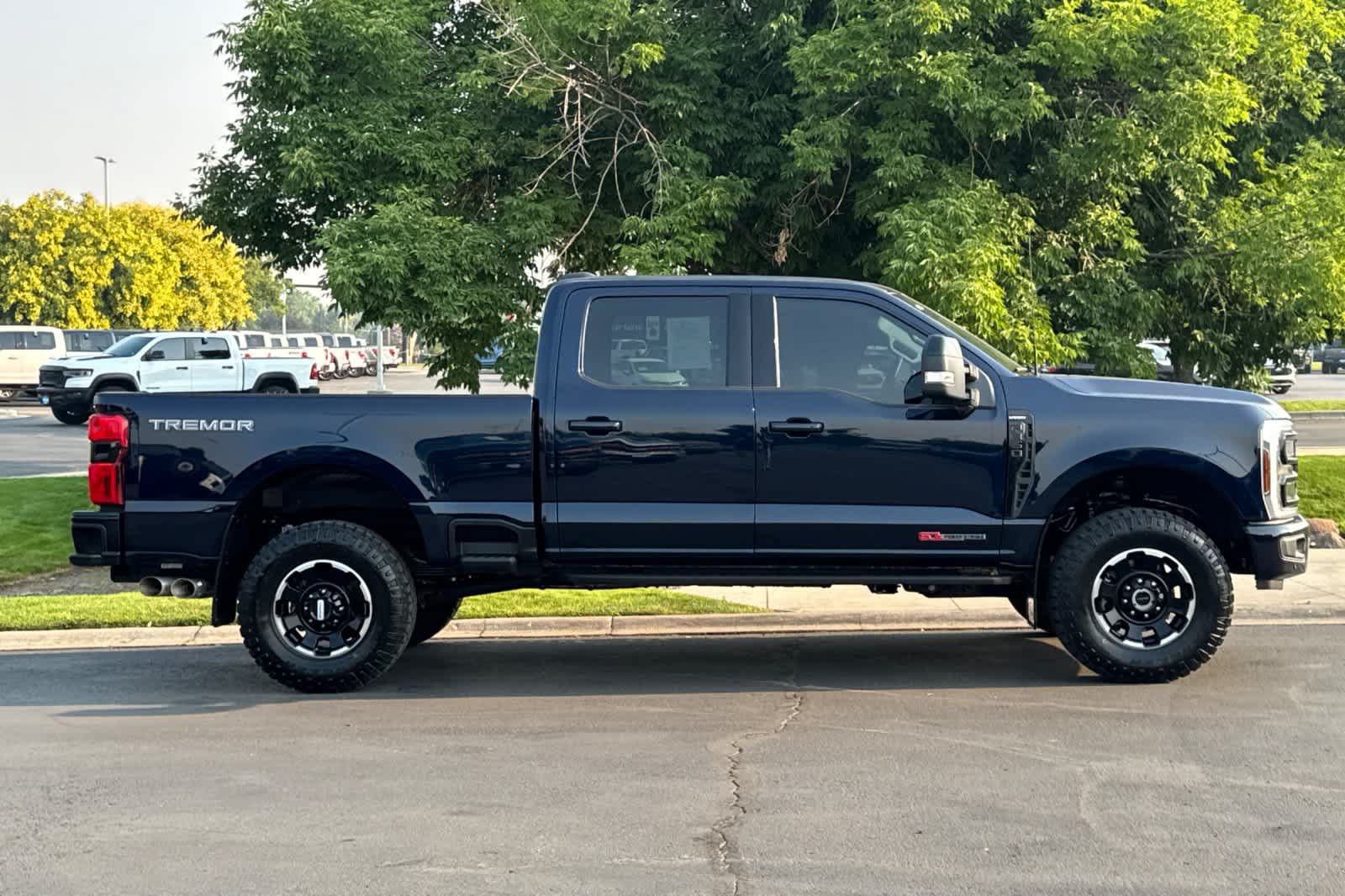 Certified 2025 Ford F350 Lariat w/ Lariat Ultimate Package AWD/4WD image 8