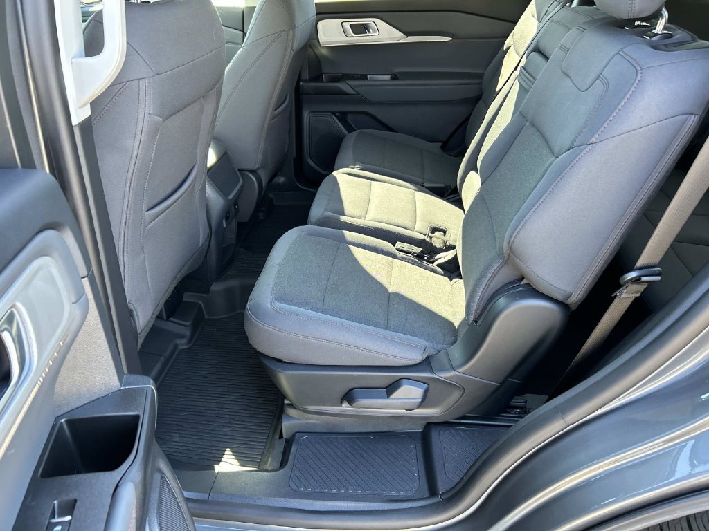 Certified 2026 Ford Explorer Active RWD image 10