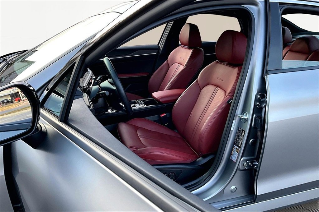 Used 2025 Kia K5 GT-Line w/ GT-Line Premium Package image 25