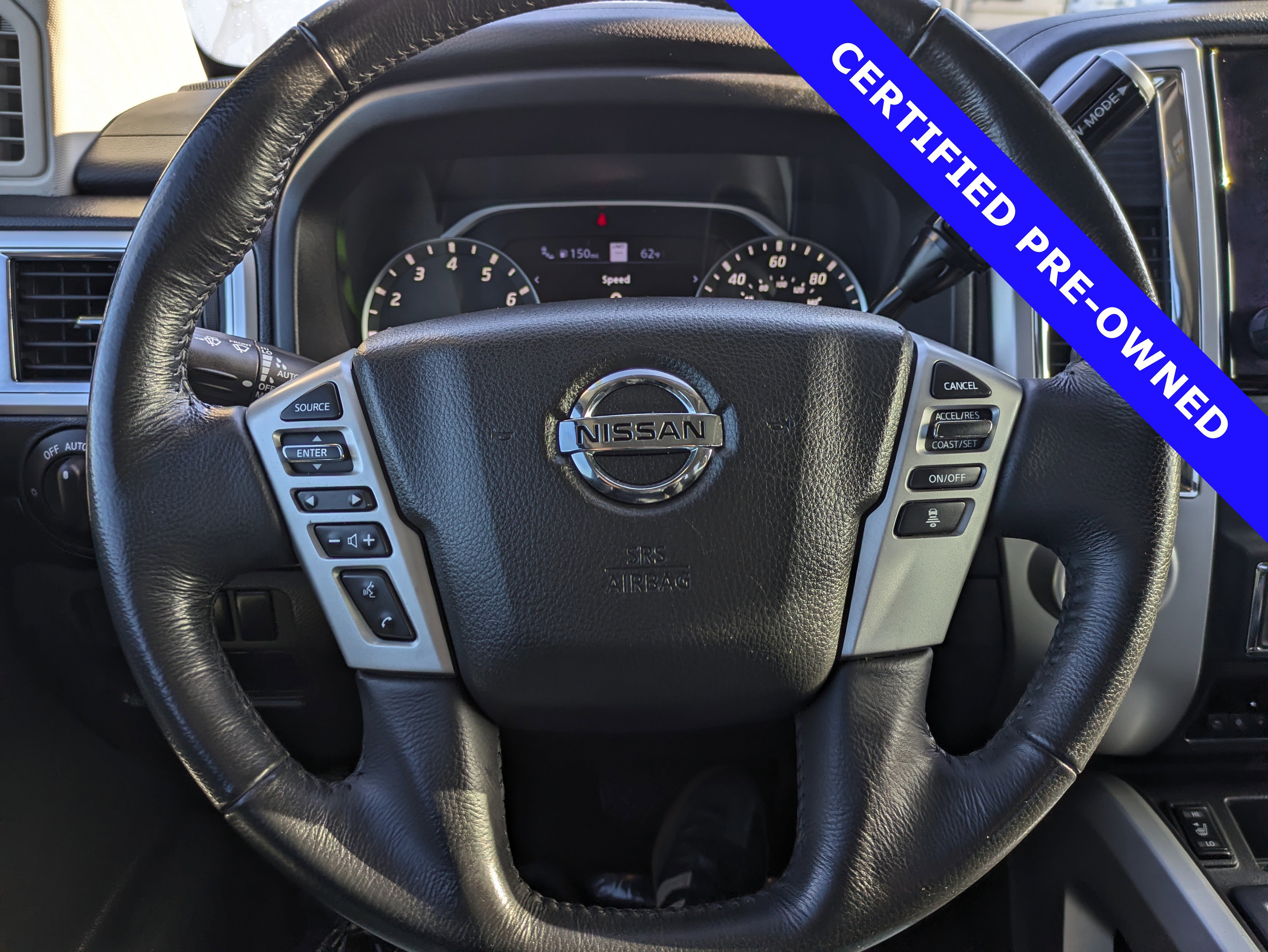 Used 2021 Nissan Titan SV w/ SV Convenience Package image 26