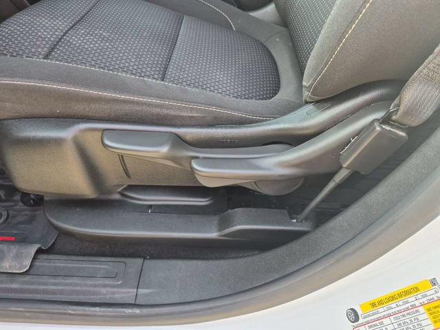 Used 2023 GMC Acadia SLE w/ LPO, Floor Liner Package FWD image 12