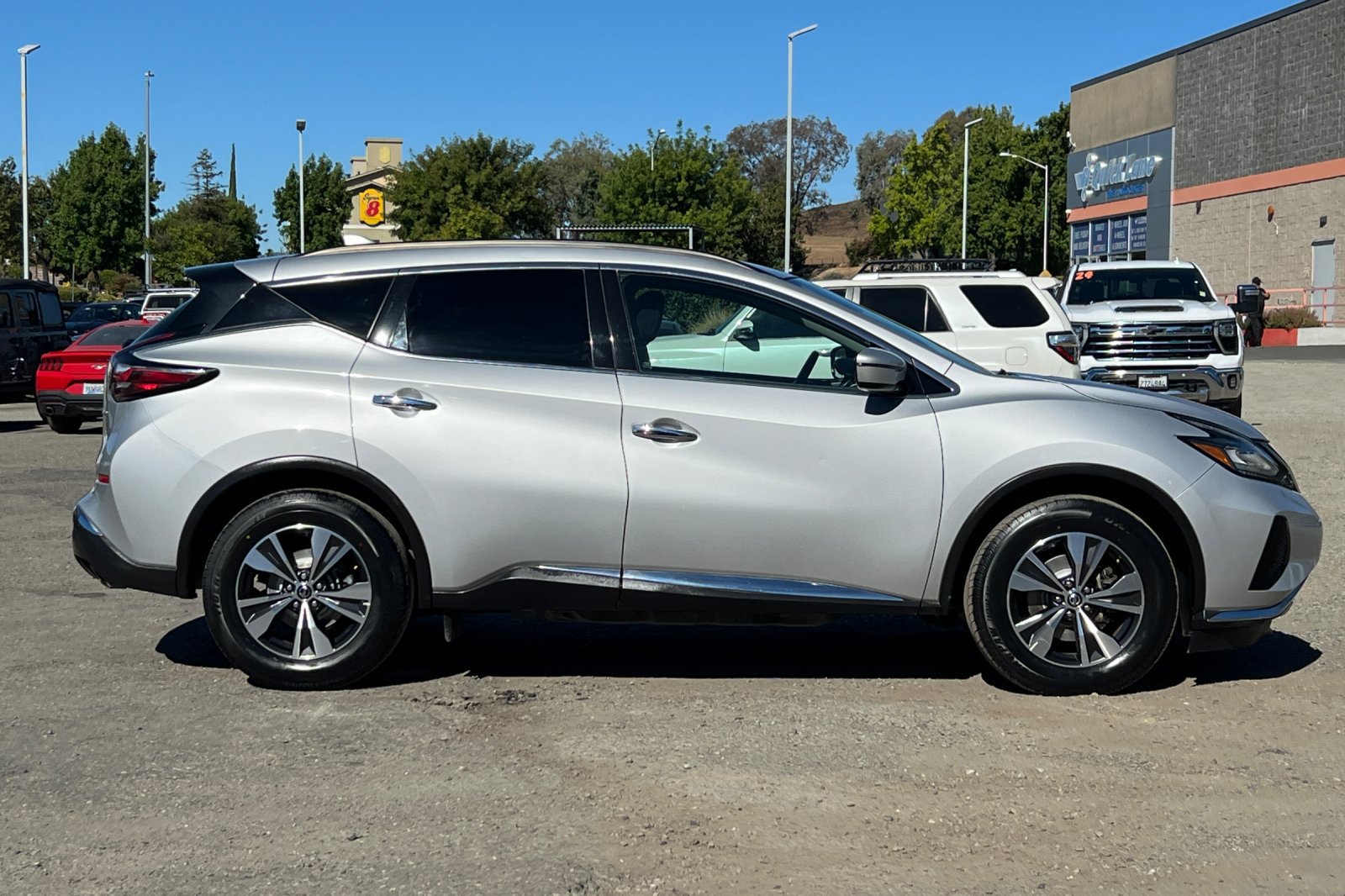 Used 2020 Nissan Murano SV AWD/4WD image 3