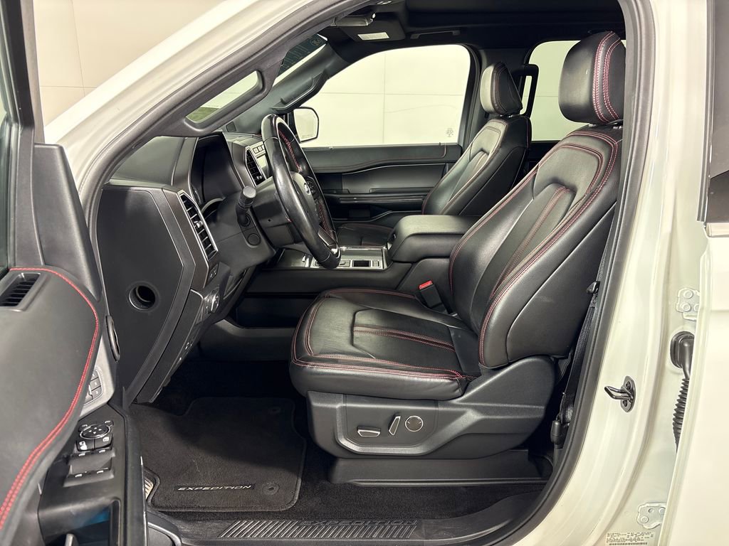 Certified 2021 Ford Expedition Limited image 28