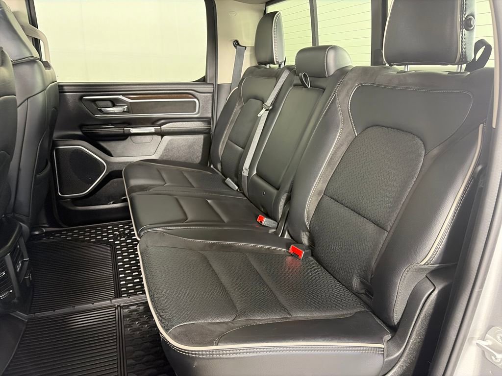 Used 2022 RAM 1500 Laramie AWD/4WD image 13