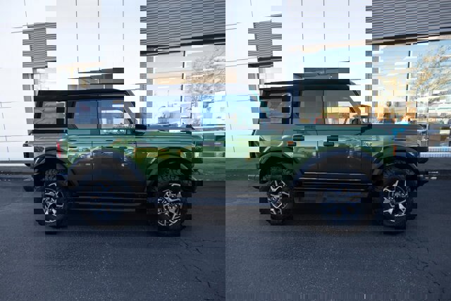 Certified 2025 Ford Bronco Badlands image 5